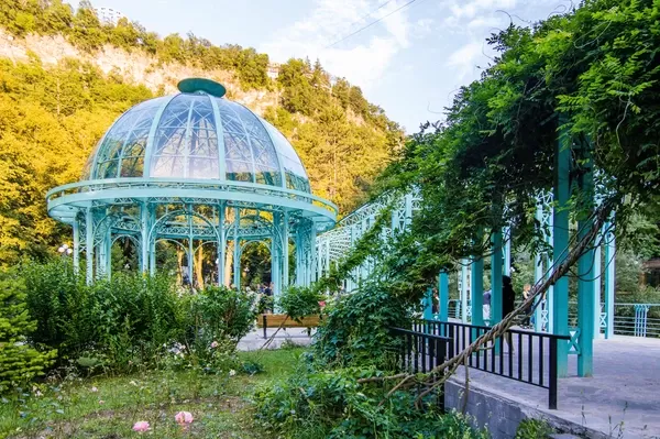 بورجومي سياحة : استرخي واستمتع بجمال الطبيعة