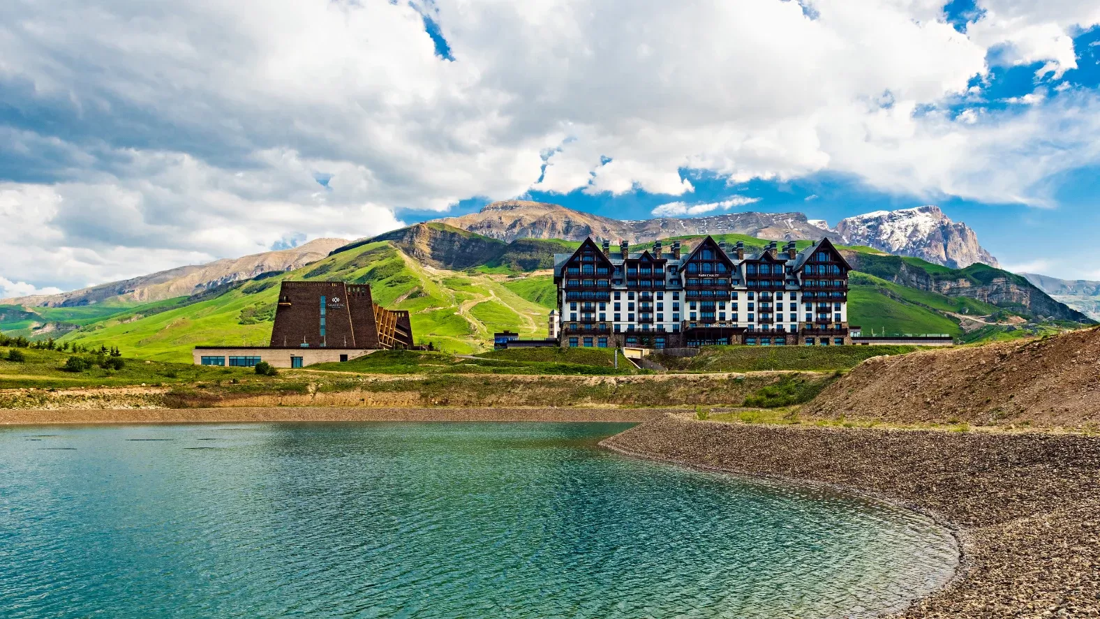 Azerbaijan Tour Program: 7 Nights and 8 Days