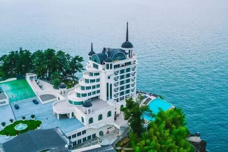 Georgia Tour Itinerary: 14 Nights and 15 Days